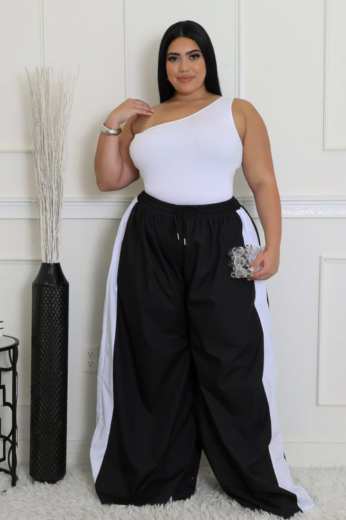 Blackout Oversized Pants Curvy