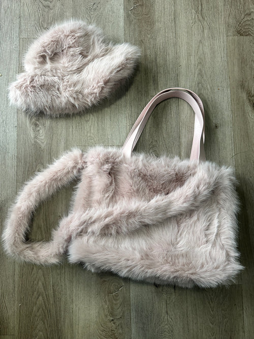 Powder Pink Faux Fur Set