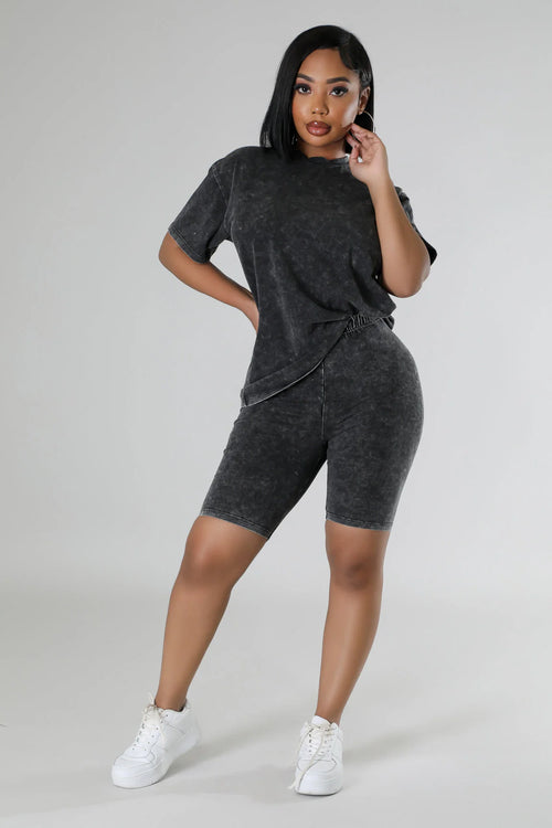 Basic Black Bermuda Set