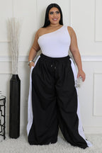 Blackout Oversized Pants Curvy