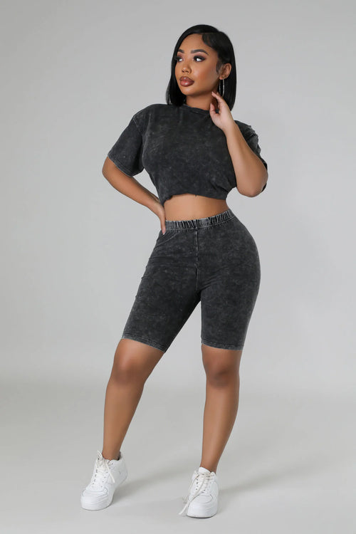 Basic Black Bermuda Set