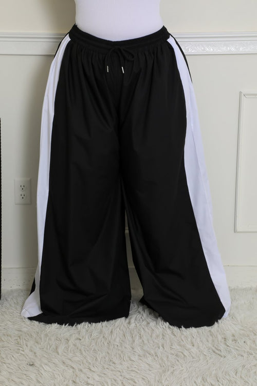 Blackout Oversized Pants Curvy